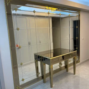 Gold Detaylı Baklava Dilimli Dev Ayna ve Dresuar Seti