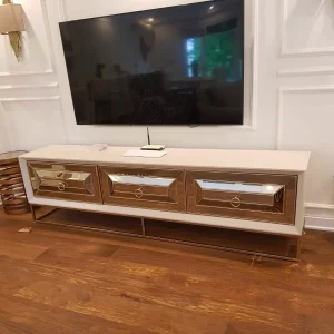 Kırık Beyaz Gövdeli Bronz Aynalı TV Ünitesi